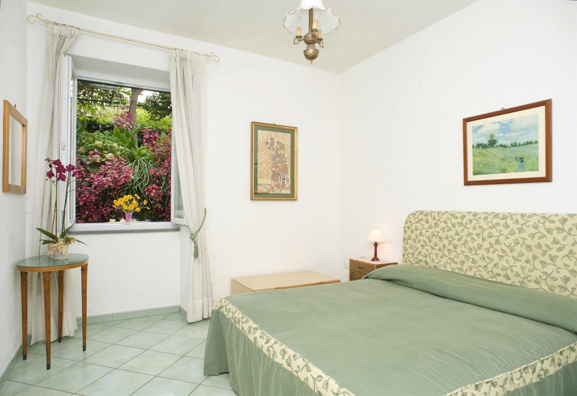 Hotel & Residence Matarese Casamicciola Terme Εξωτερικό φωτογραφία